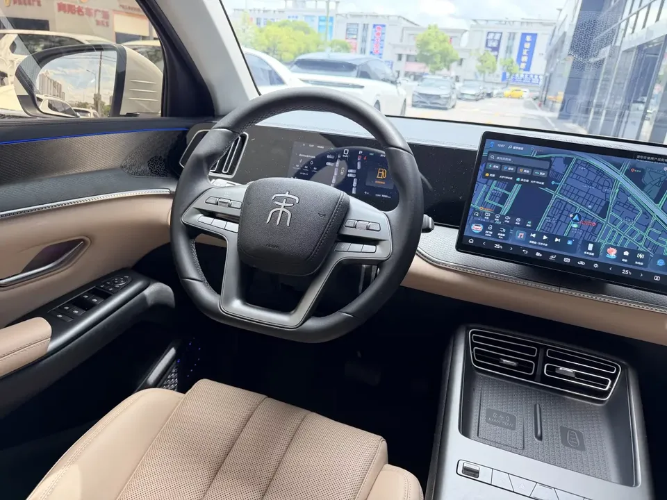 BYD Song Pro DM Song Pro DM 2026 DM-i 133KM Superior Model 2025 — thumbnail 3