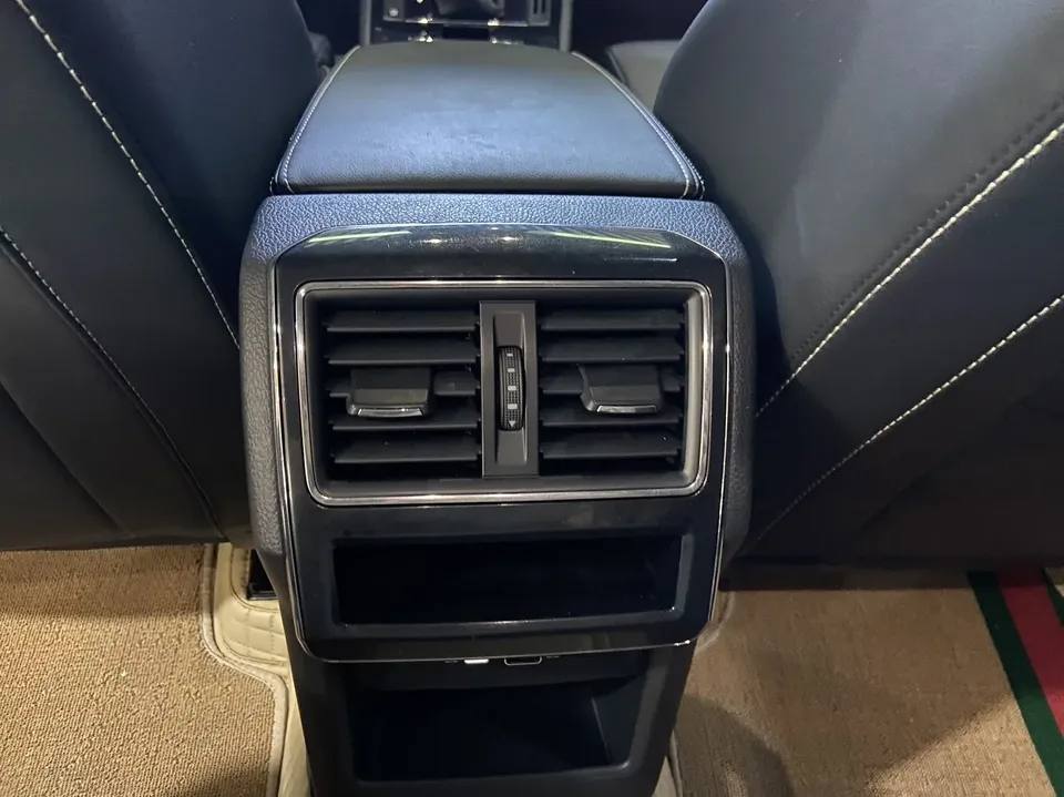 Skoda Superb Speedy 2022 TSI280 DSG Premium Edition 2023 — thumbnail 3
