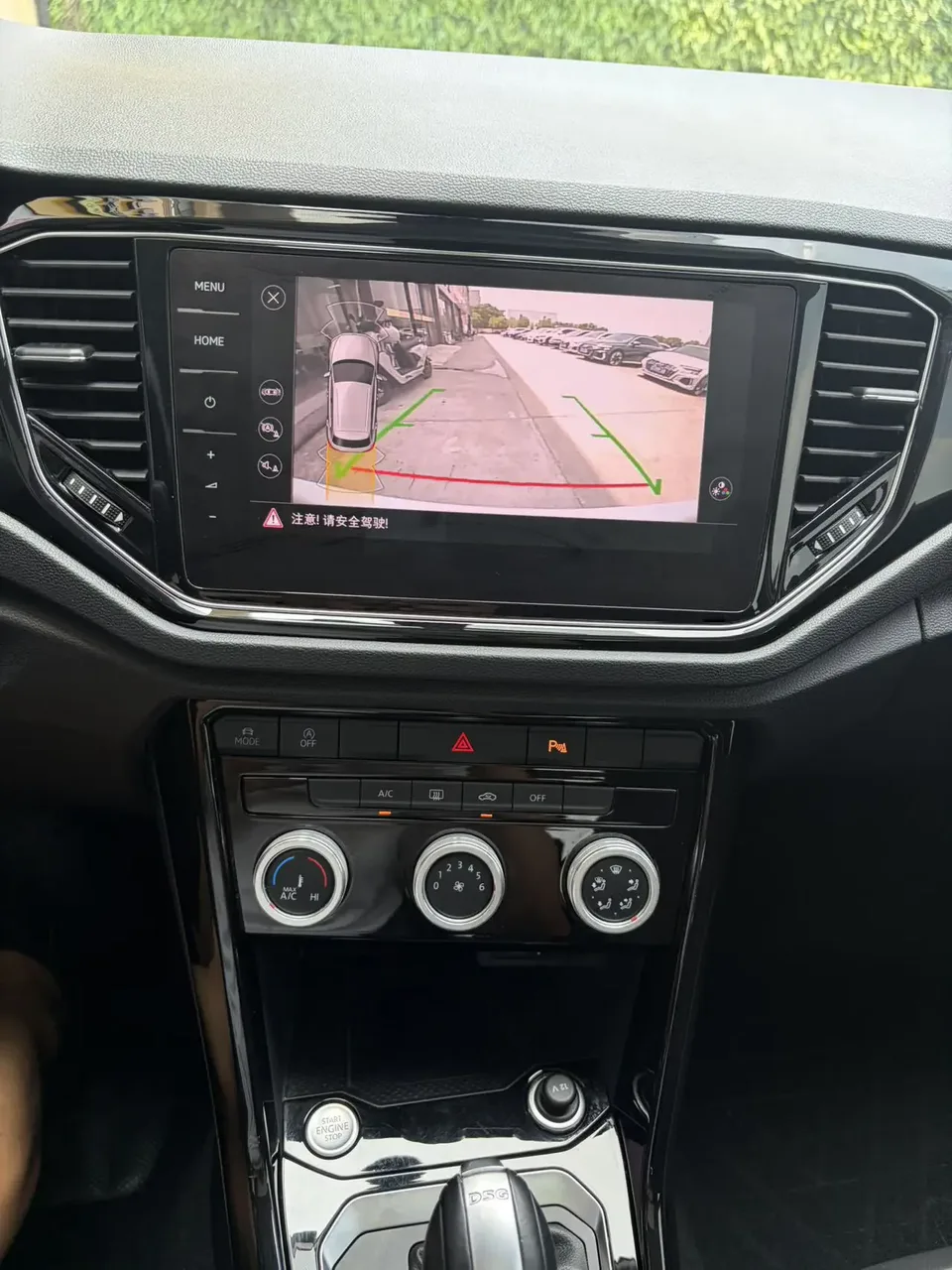 Volkswagen T-Roc TANG 2022 280TSI DSG 2WD Comfort PLUS 2022 — миниатюра 4
