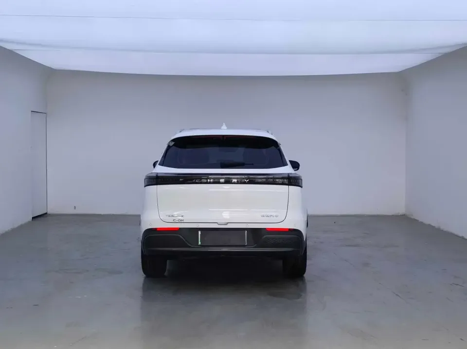 Chery Tiggo 8 PLUS C-DM Tiggo 8 PLUS C-DM 2025 1.5T Premium 2025 — thumbnail 2