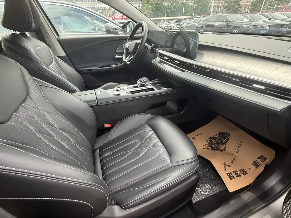 Chery Arrizo 8 Arrizo 8 2024 1.6TGDI DCT 2024 — thumbnail 4