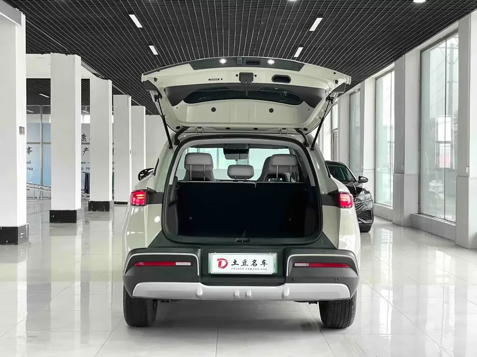 BYD Yuan Up Yuan UP 2025 Smart Driving Edition 401KM Vitality Edition 2025 — thumbnail 4