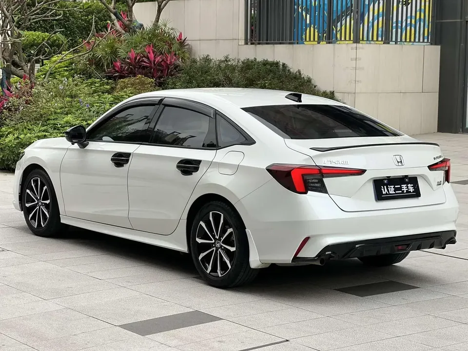 Honda Integra Style 2022 240TURBO CVT Phantom Night Tech Edition 2022 — thumbnail 2