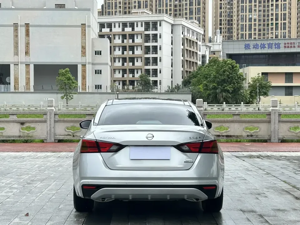Nissan Altima Sound of nature 2021 2.0L XL Comfort Edition 2022 — thumbnail 2