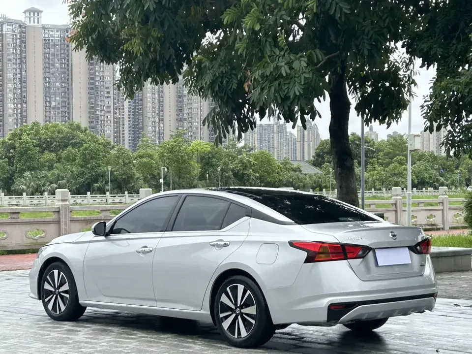 Nissan Altima Sound of nature 2021 2.0L XL Comfort Edition 2022 — thumbnail 4