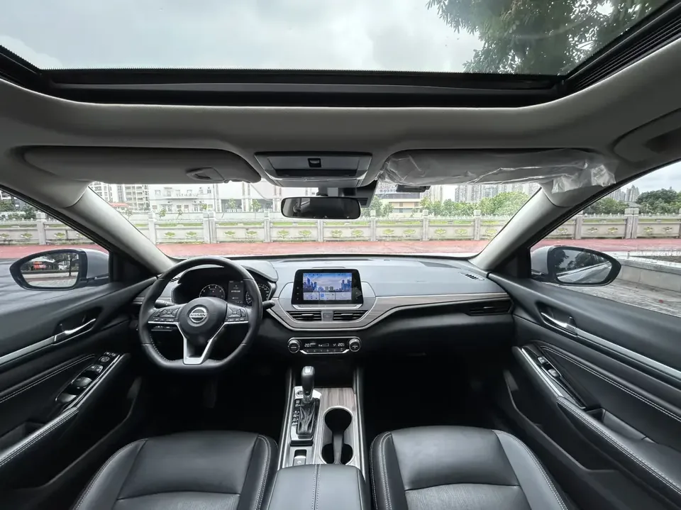 Nissan Altima Sound of nature 2021 2.0L XL Comfort Edition 2022 — thumbnail 5