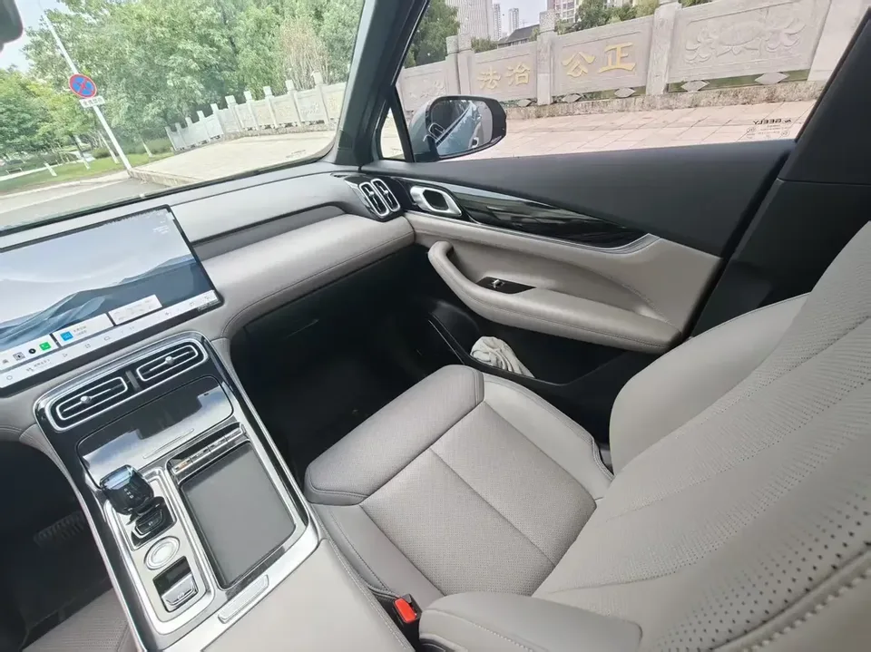 Geely Atlas L Boyue L 2025 The fourth generation 1.5TD DCT starts its journey 2025 — thumbnail 3