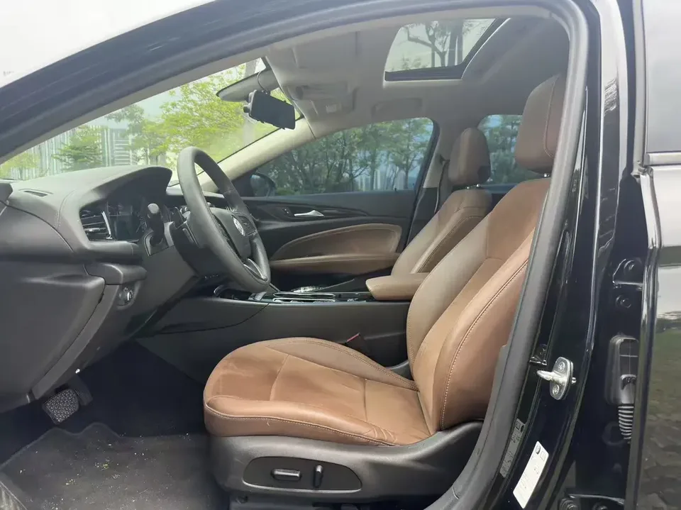 Buick Majesty Majesty 2022 552T Smart 2022 — thumbnail 3