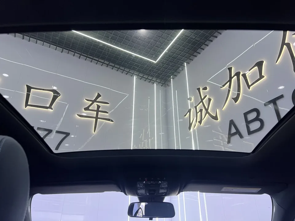 Mercedes-Benz Klasa A Mercedes Benz A Class 2022 A 180 L sports sedan facelift 2022 — thumbnail 3