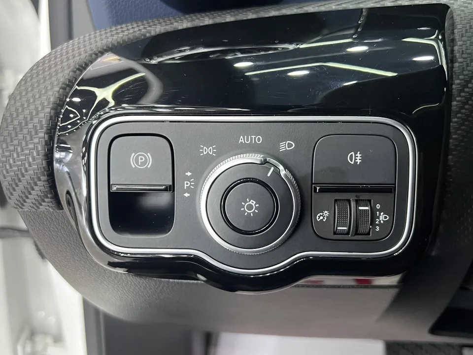 Mercedes-Benz Klasa A Mercedes Benz A Class 2022 A 180 L sports sedan facelift 2022 — thumbnail 5