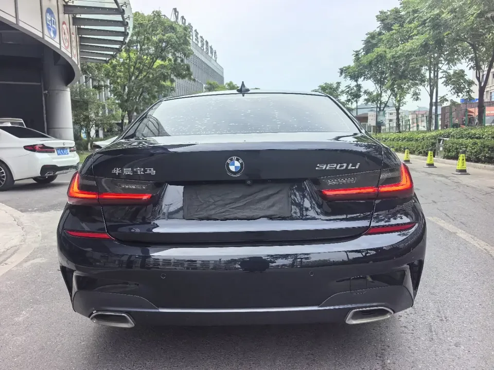 BMW 3 Series BMW 3 Series 2021 320Li M Sport Package 2022 — thumbnail 2