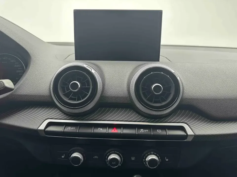Audi Q2L Audi Q2L 2022 35 TFSI Progressive Elegance 2022 — thumbnail 3