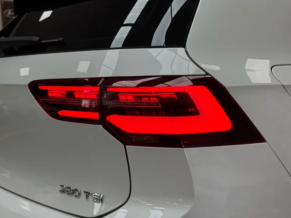 Volkswagen Golf golf 2023 280TSI DSG R-Line facelift 2023 — thumbnail 3