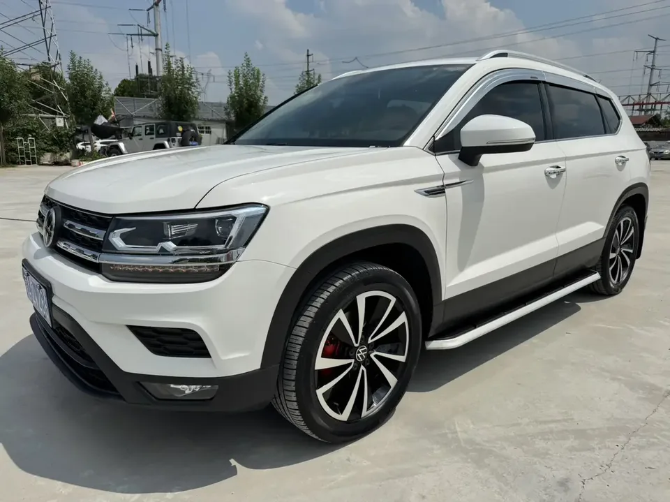 Volkswagen Tharu tuyue 2021 280TSI 2WD Luxury Edition PLUS 2022 — photo 1, buy with delivery to Moscow