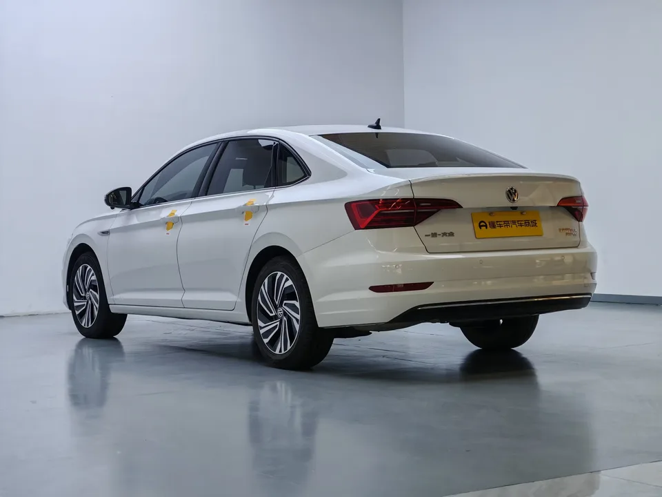 Volkswagen Sagitar Sagitar 2022 280TSI DSG Flying Edition 2022 — thumbnail 2