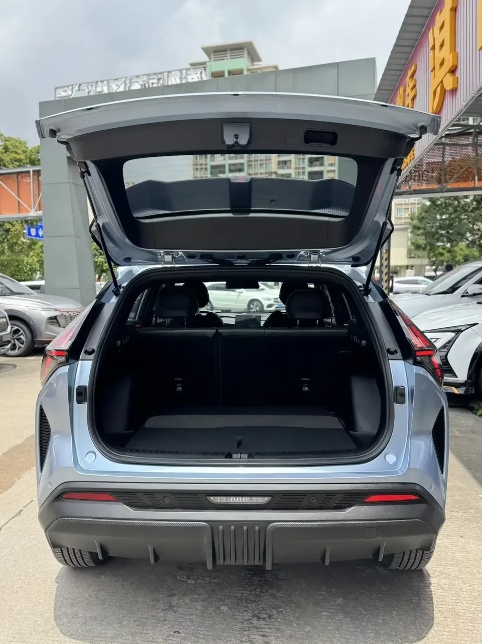 Geely Atlas Boyue 2024 1.5TD Smart Edition 2024 — thumbnail 3