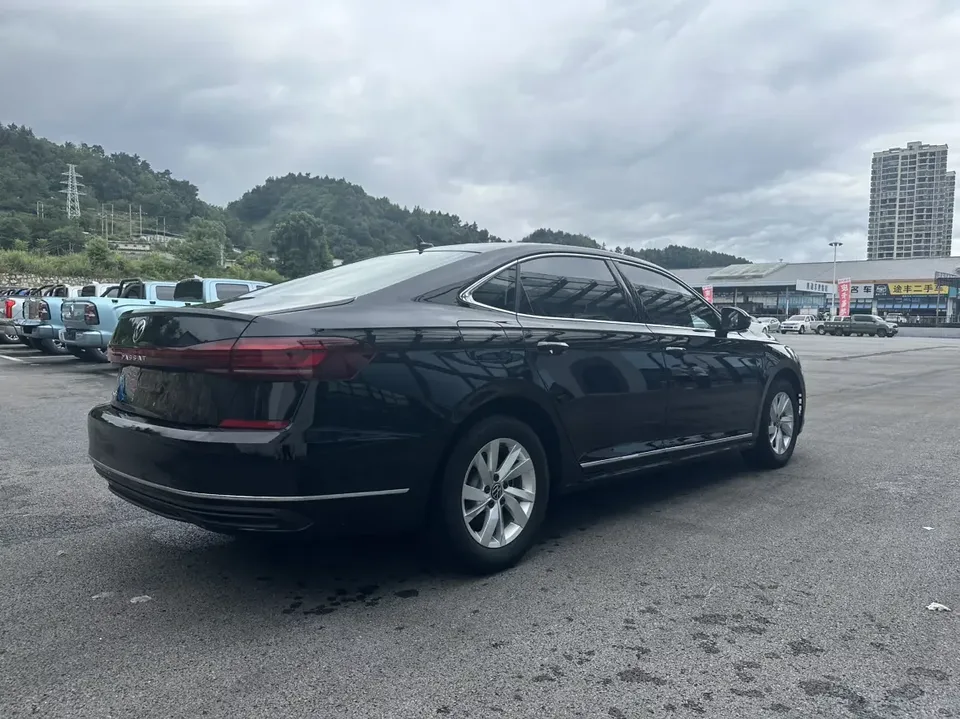 Volkswagen Passat Passat 2024 280TSI Business Edition 2025 — thumbnail 2