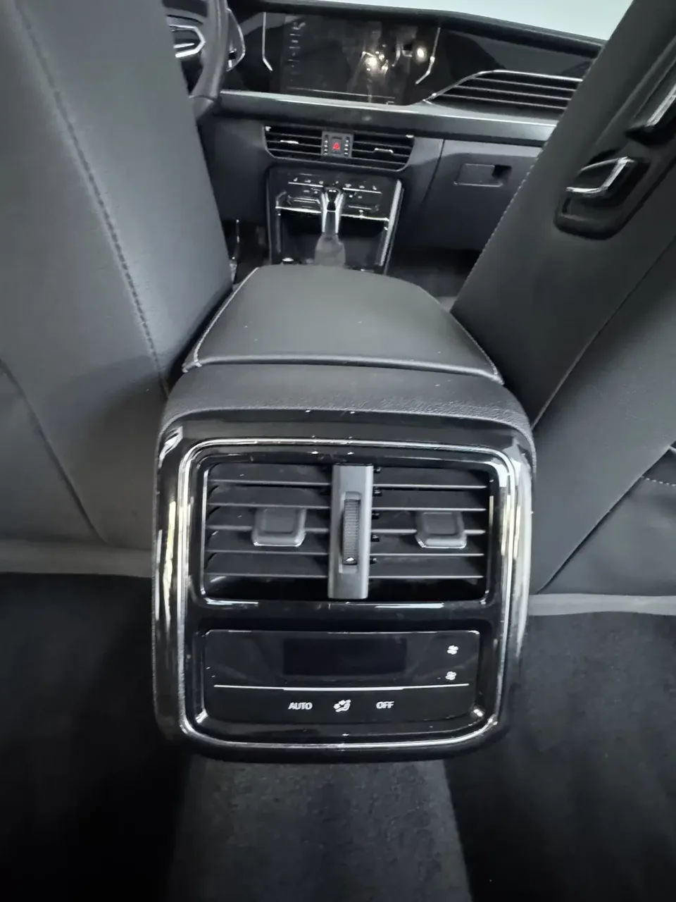 Volkswagen Passat Passat 2023 280TSI Elite Edition 2022 — миниатюра 4