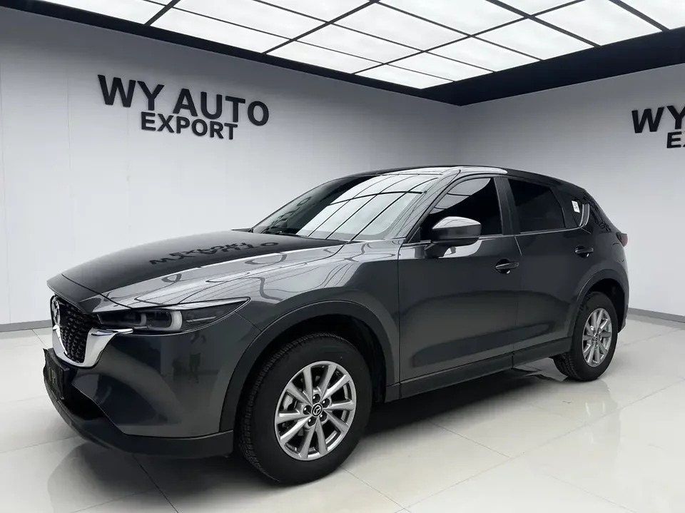 Mazda CX-5 Mazda CX-5 2024 2.0L Automatic 2WD Comfort 2024 — photo 1, buy with delivery to Moscow