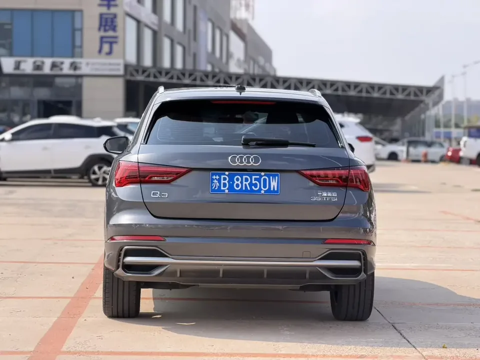 Audi Q3 Audi Q3 2022 35 TFSI Stylish Dynamic 2022 — thumbnail 2