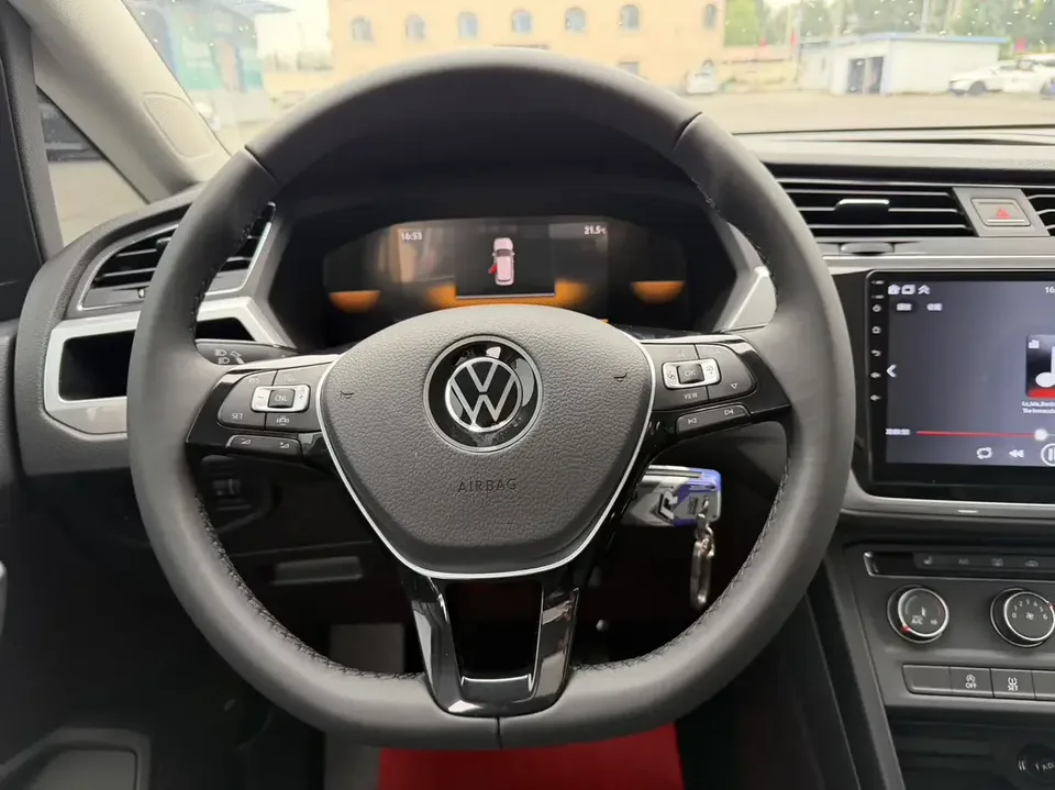 Volkswagen Touran L Touran L 2021 280TSI DSG Fashion Edition 7 Seaters 2024 — thumbnail 4