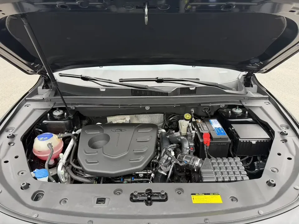 Jetour Jietu X70 PLUS Jietu X70 PLUS 2023 1.5T DCT Brave PLUS 7-seater 2023 — thumbnail 2