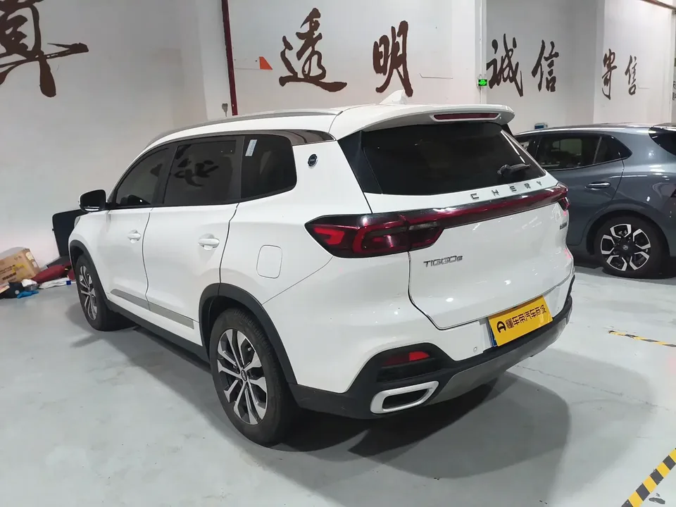 Chery Tiggo 8 Tiggo 8 2024 Honor Edition 230TCI Automatic Excellence Edition 5 Seaters 2024 — thumbnail 4
