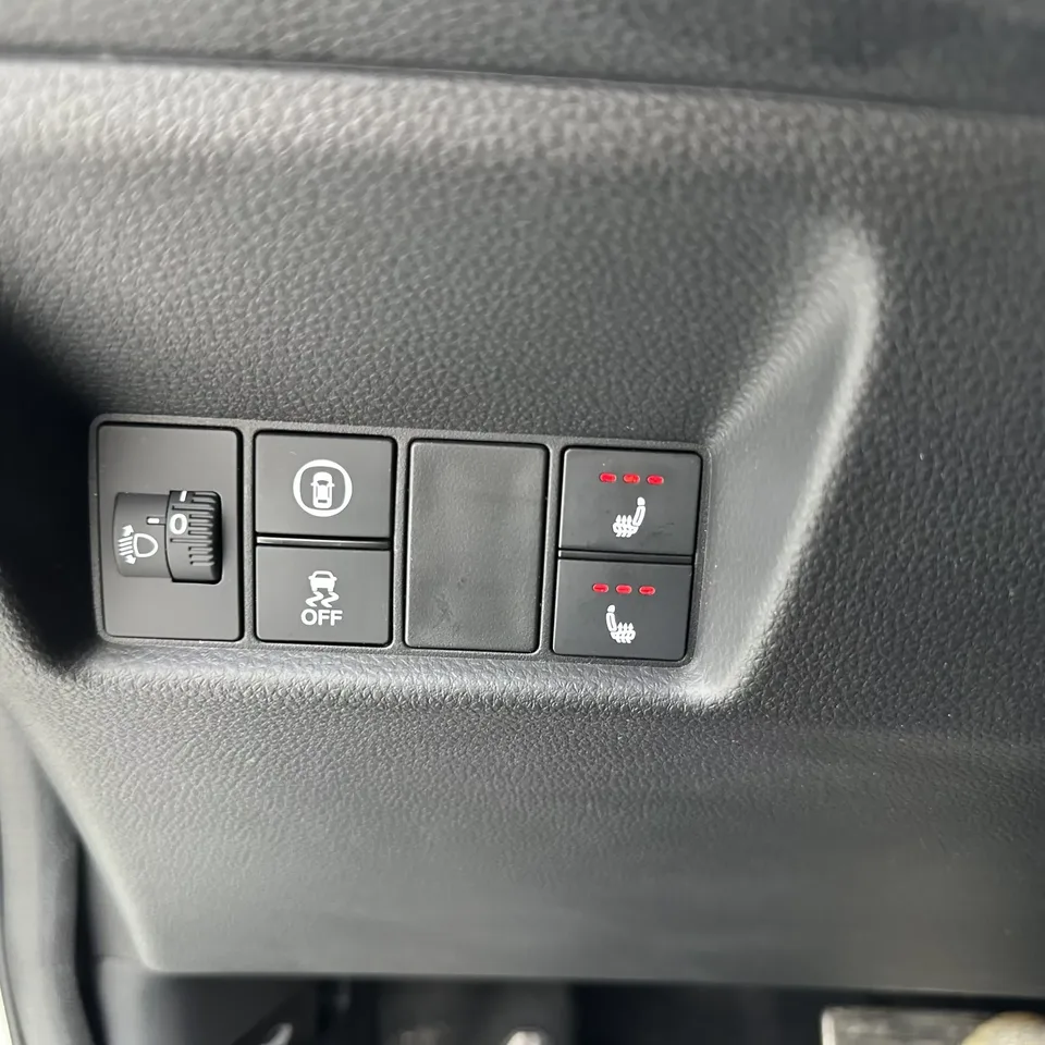 Honda FIT Fit 2021 1.5L CVT Trend Run Pro Edition 2022 — миниатюра 4