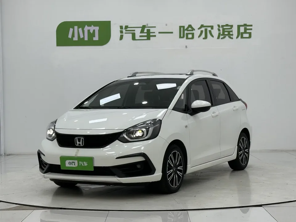 Honda FIT Fit 2021 1.5L CVT Trend Run Pro Edition 2022 — фото 1, купить с доставкой в Москву