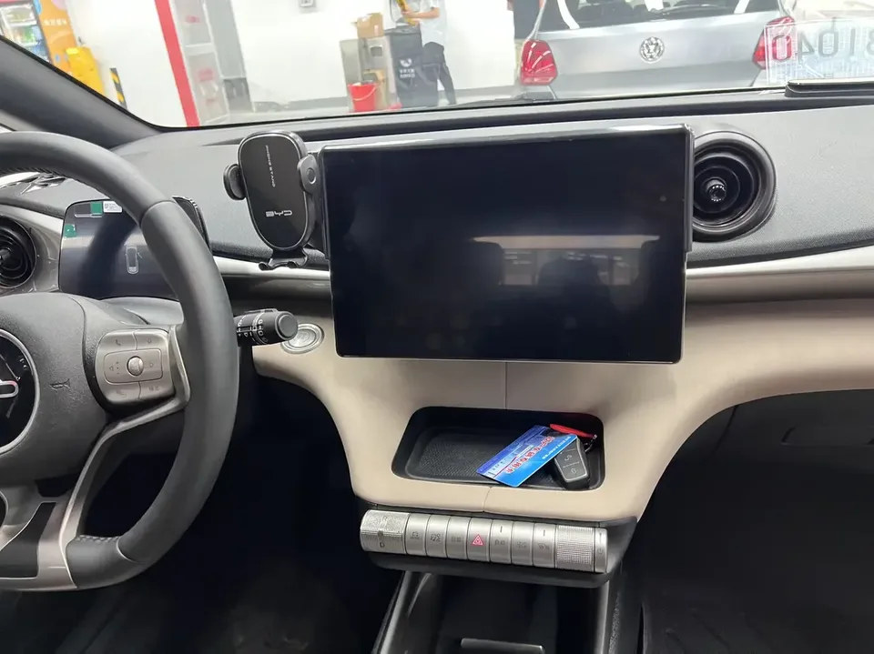 BYD Dolphin dolphin 2024 Glory Edition 420km Freedom Edition 2025 — thumbnail 3