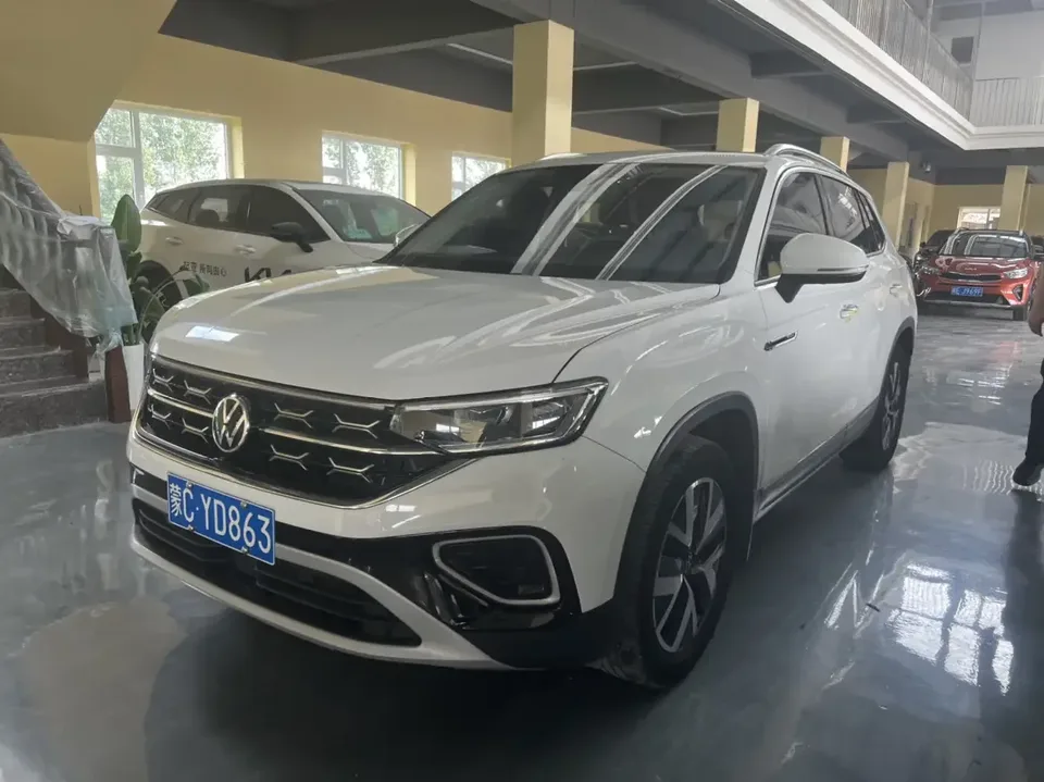 Volkswagen Tayron Tanyue 2023 280TSI 2WD Luxury Plus Advanced Edition 2022 — photo 1, buy with delivery to Moscow