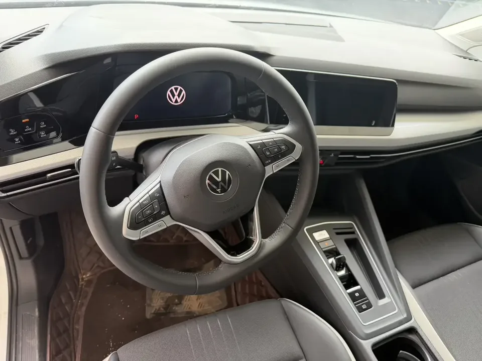 Volkswagen Golf golf 2023 280TSI DSG Pro 2023 — thumbnail 3