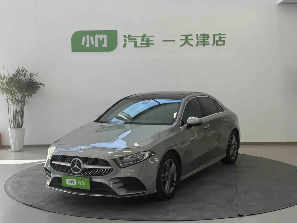 Mercedes-Benz Klasa A Mercedes Benz A Class 2022 A 180 L sports sedan facelift 2022 — фото 1, купить с доставкой в Москву
