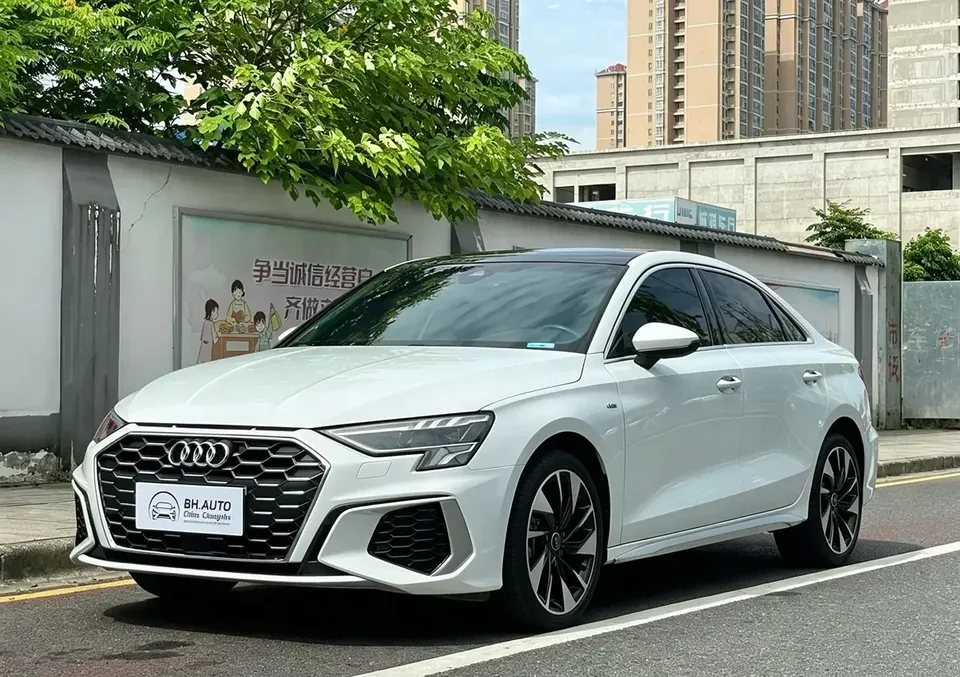 Audi A3 Audi A3 2023 A3L Limousine 35 TFSI facelift: stylish and sporty 2023 — photo 1, buy with delivery to Moscow