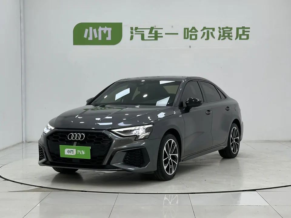 Audi A3 Audi A3 2023 A3L Limousine 35 TFSI facelift: progressive sports model 2023 — photo 1, buy with delivery to Moscow