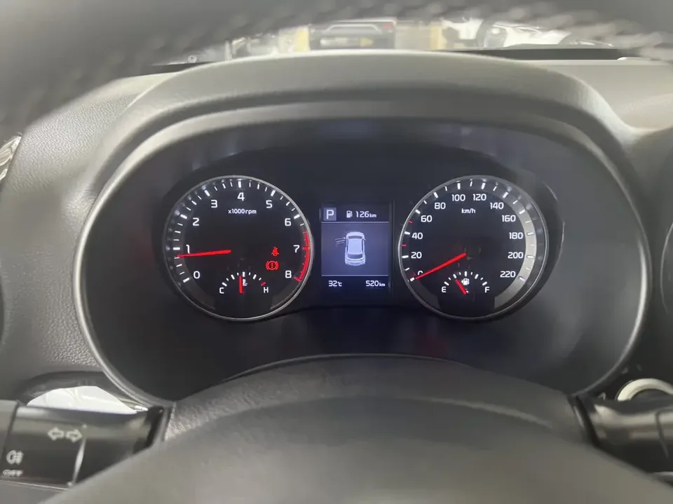 Kia KX1 Yipao 2021 Modified 1.4L CVT Sunroof Model 2023 — thumbnail 4
