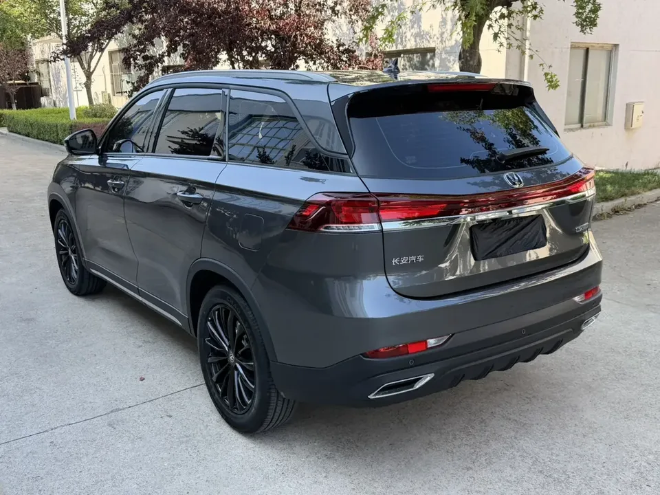 Changan CS75 Changan CS75 2026 PRO 1.5T DCT Premium 7-seater 2025 — thumbnail 2