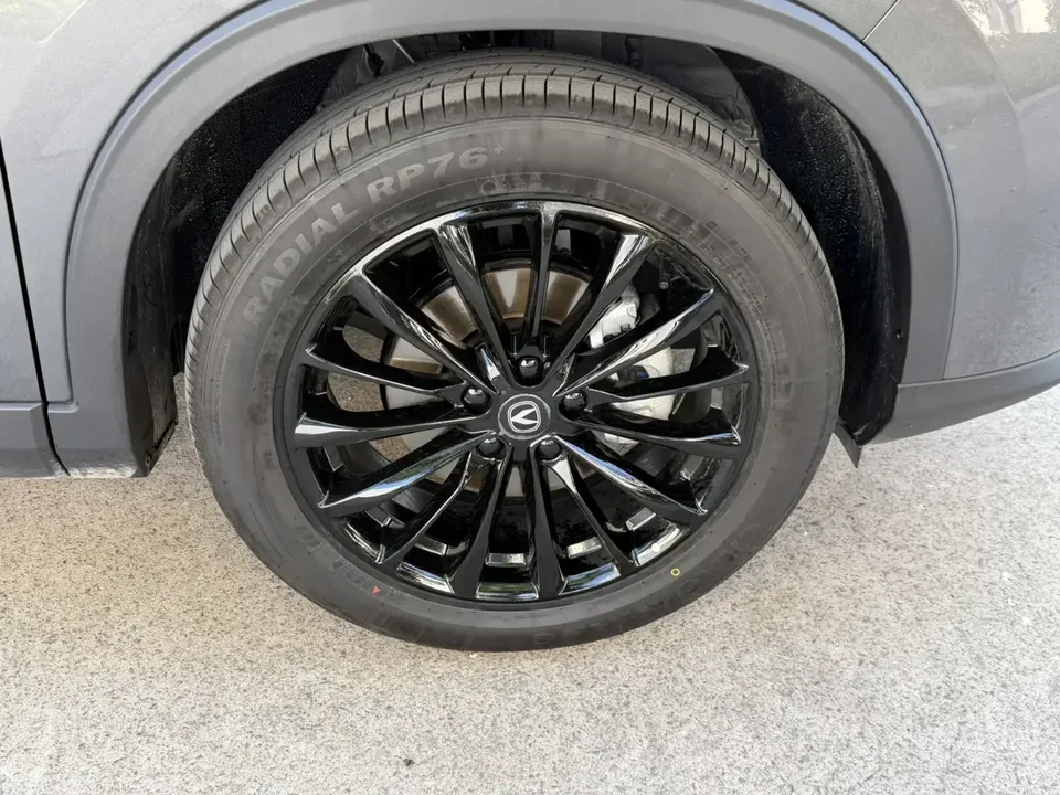 Changan CS75 Changan CS75 2026 PRO 1.5T DCT Premium 7-seater 2025 — thumbnail 3