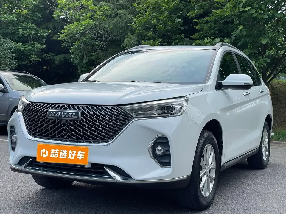 Haval M6 Haval M6 2021 PLUS 1.5T DCT Luxury Intelligent Connection 2023 — photo 1, buy with delivery to Moscow