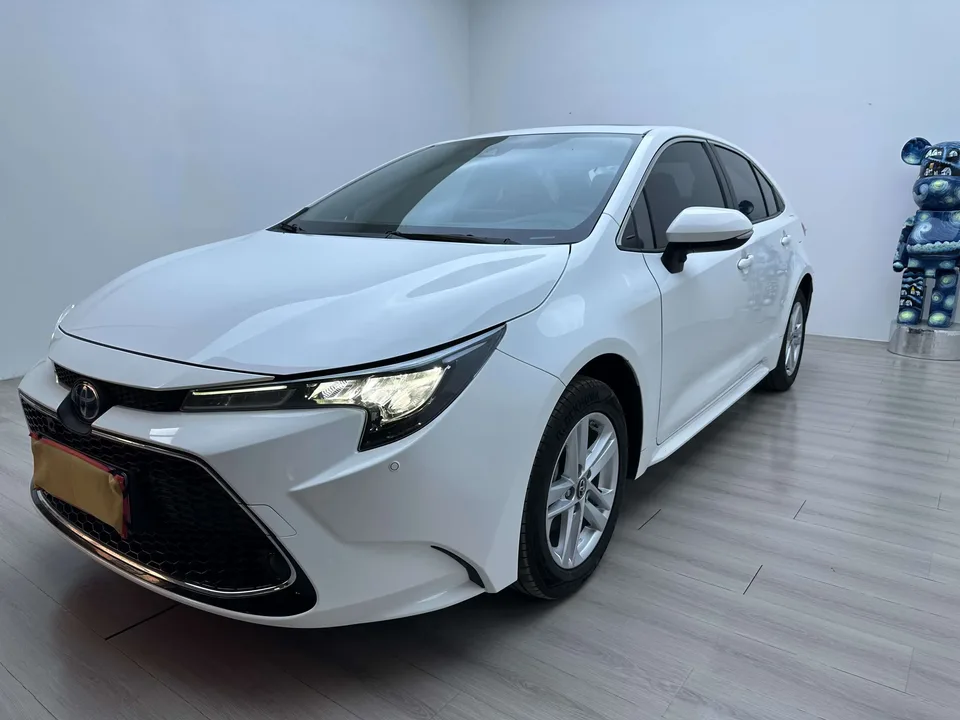 Toyota Levin Lei Ling 2022 Dual Engine 1.8H E-CVT Deluxe Edition 2022 — photo 1, buy with delivery to Moscow