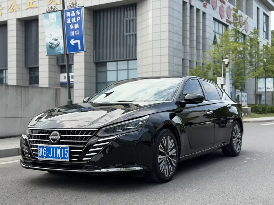 Nissan Altima Sound of nature 2022 2.0L XL-TLS Enjoy Edition 2023 — фото 1, купить с доставкой в Москву
