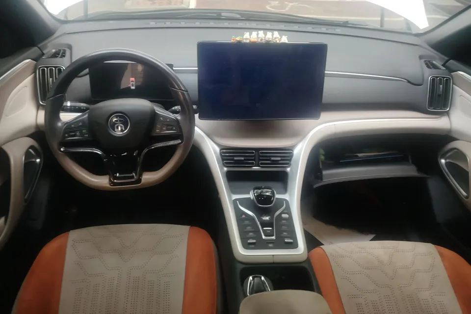 BYD Song Pro DM Song Pro DM 2024 DM-i Honor Edition 71km Pilot Edition 2024 — thumbnail 4