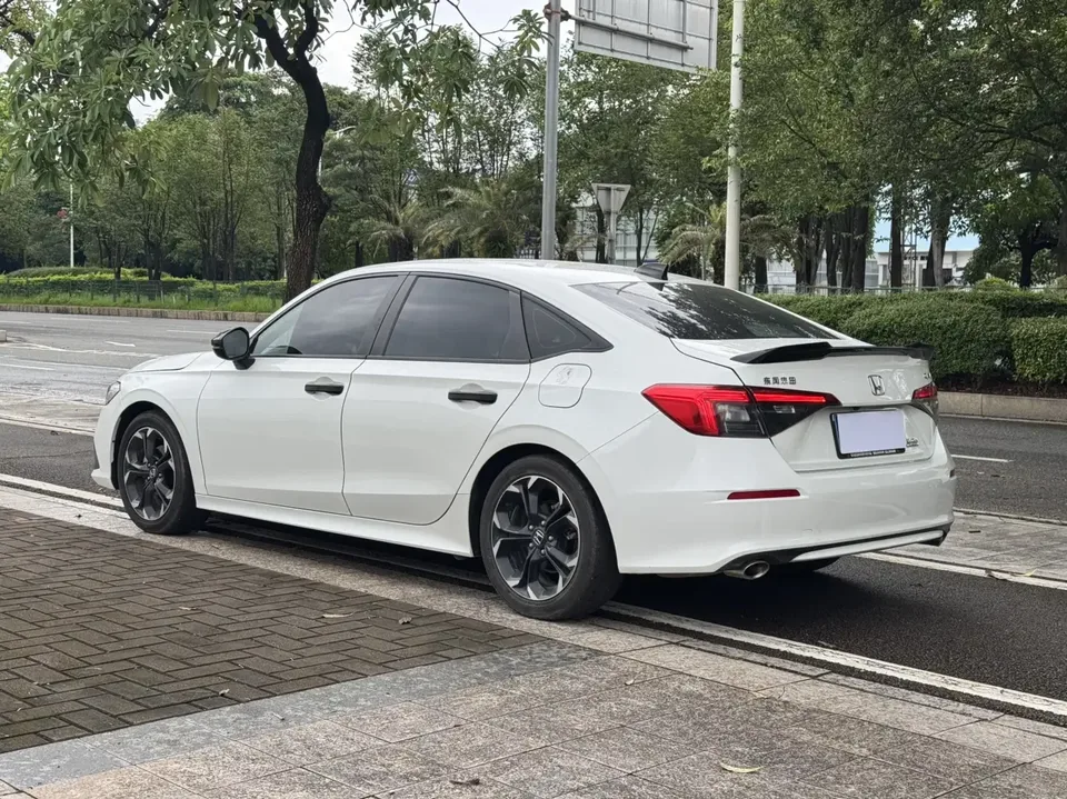 Honda CIVIC Civic 2022 240TURBO CVT Fuel Edition 2022 — thumbnail 2