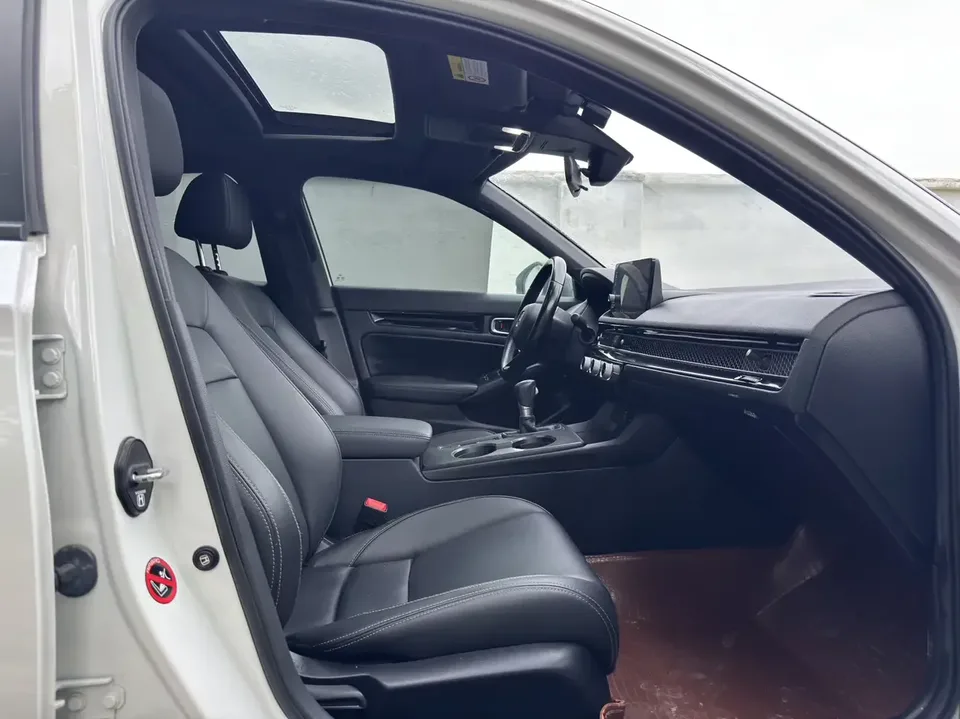 Honda CIVIC Civic 2022 240TURBO CVT Fuel Edition 2022 — thumbnail 4