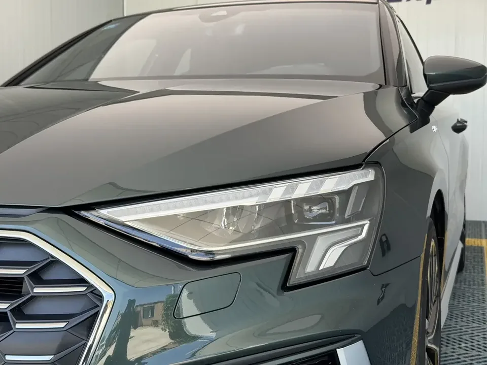 Audi A3 Audi A3 2023 Sportback 35 TFSI Stylish and sporty 2023 — thumbnail 3