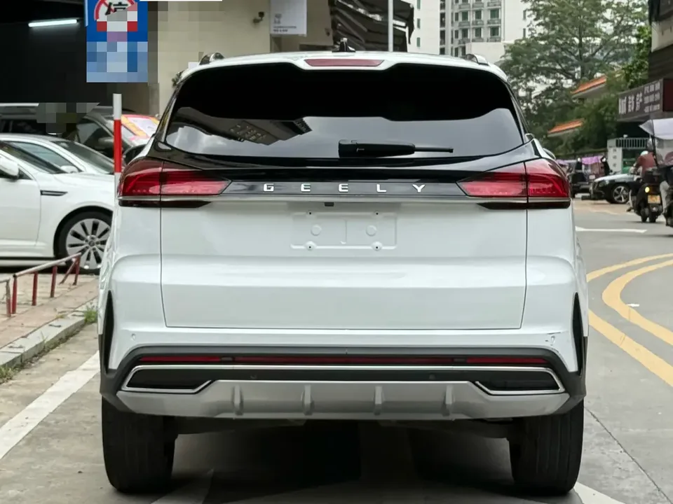 Geely Atlas Boyue 2022 Boyue X 1.8TD DCT Zhizun Edition 2022 — thumbnail 2