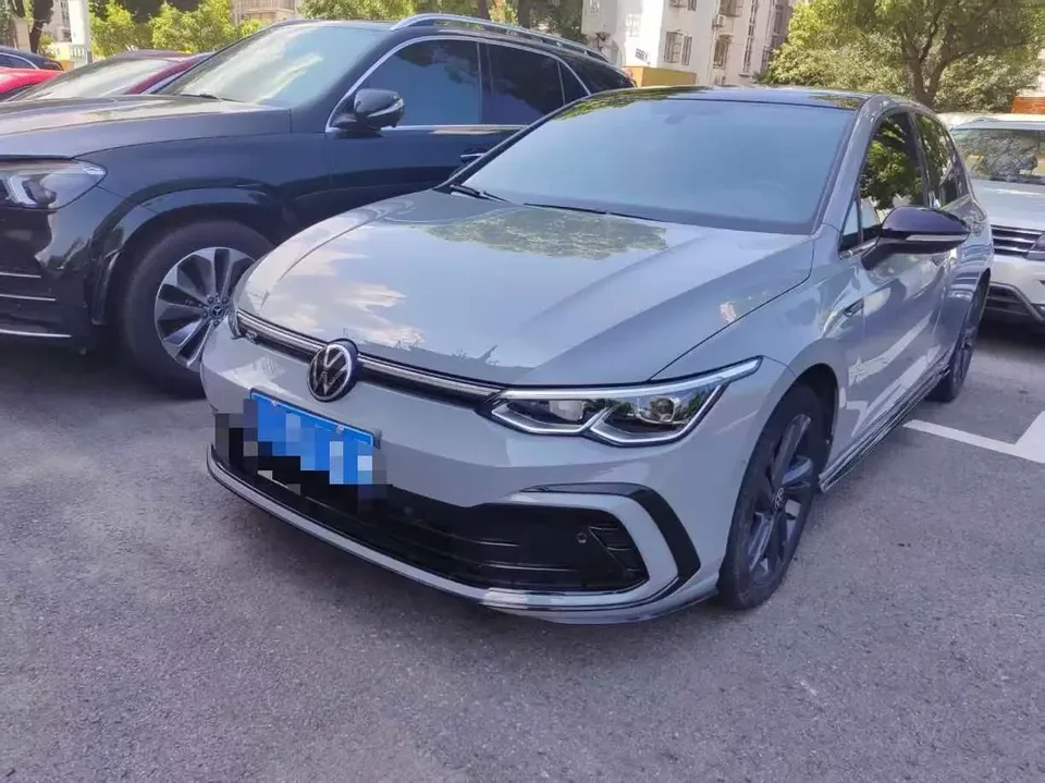 Volkswagen Golf golf 2023 280TSI DSG R-Line 2023 — photo 1, buy with delivery to Moscow