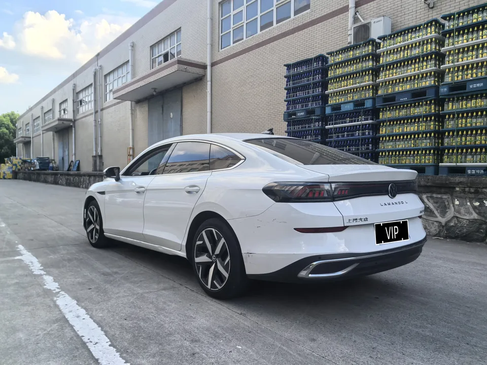 Volkswagen Lamando Lingdu 2022 Lingdu L 280TSI DSG Cool Edition 2023 — thumbnail 4