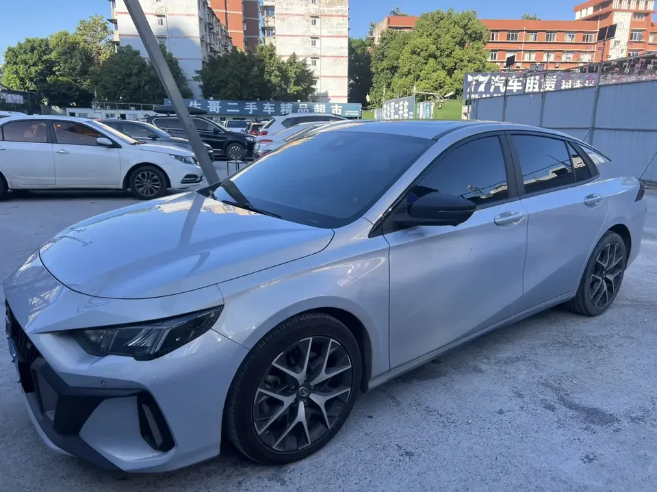 GAC Trumpchi Empow Shadow Leopard 2023 2.0L DHT Intelligent Hybrid 2024 — photo 1, buy with delivery to Moscow