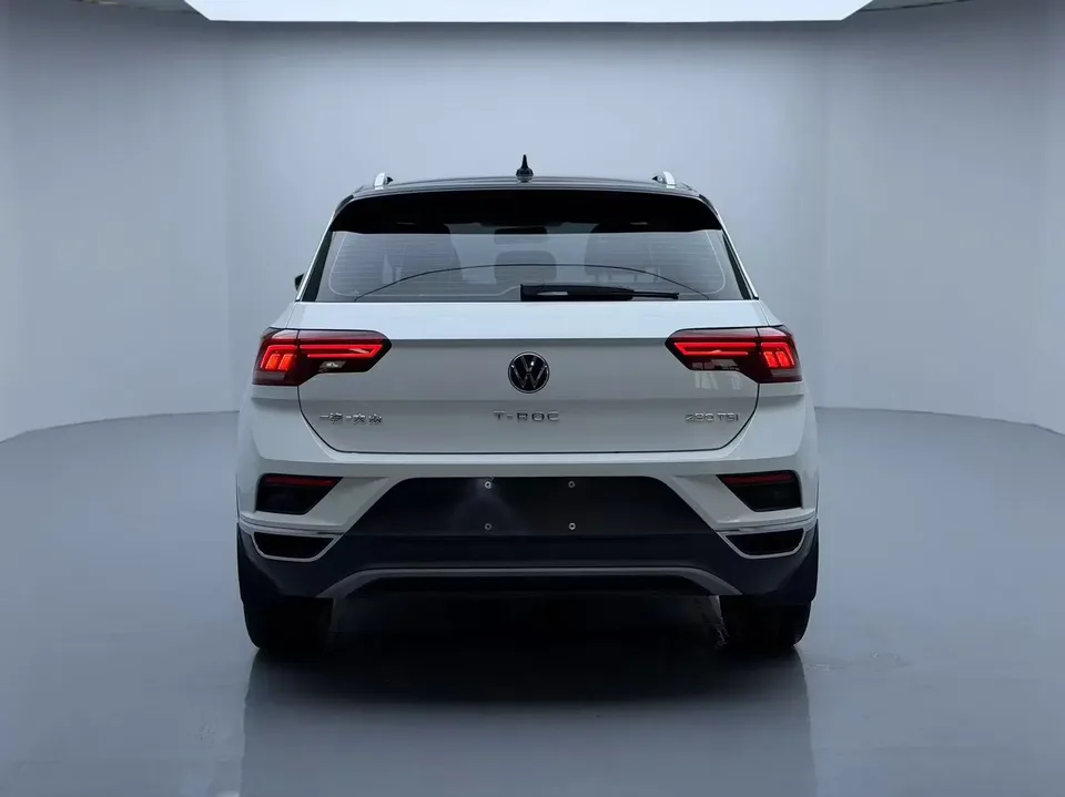 Volkswagen T-Roc TANG 2022 280TSI DSG 2WD Comfort PLUS 2022 — thumbnail 2